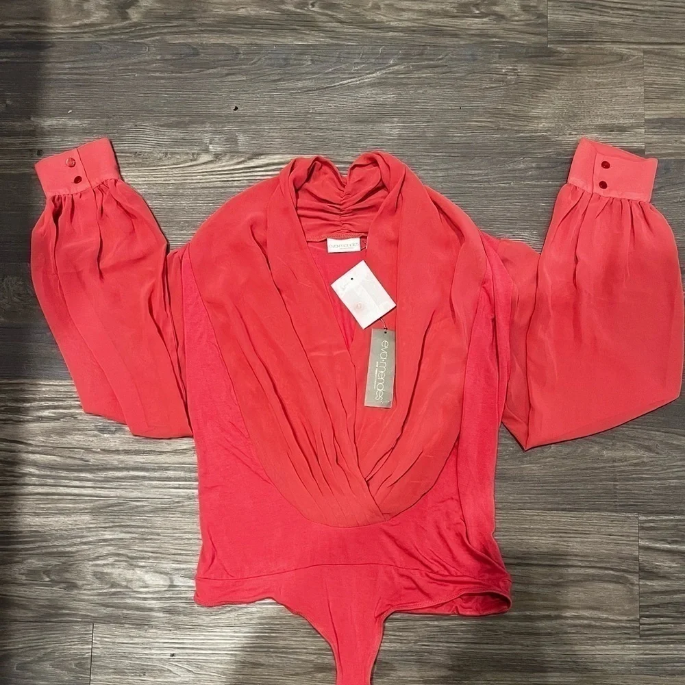 🆕 EVA Mendes Bodysuit Sheer Long Sleeve Loose Open V Neck Snap Crotch - Picture 4 of 5